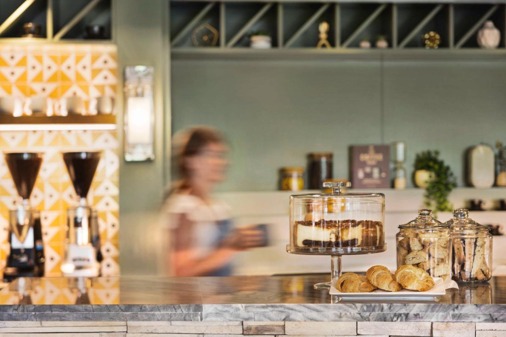The Woodlands Resort, Curio Collection By Hilton Luaran gambar