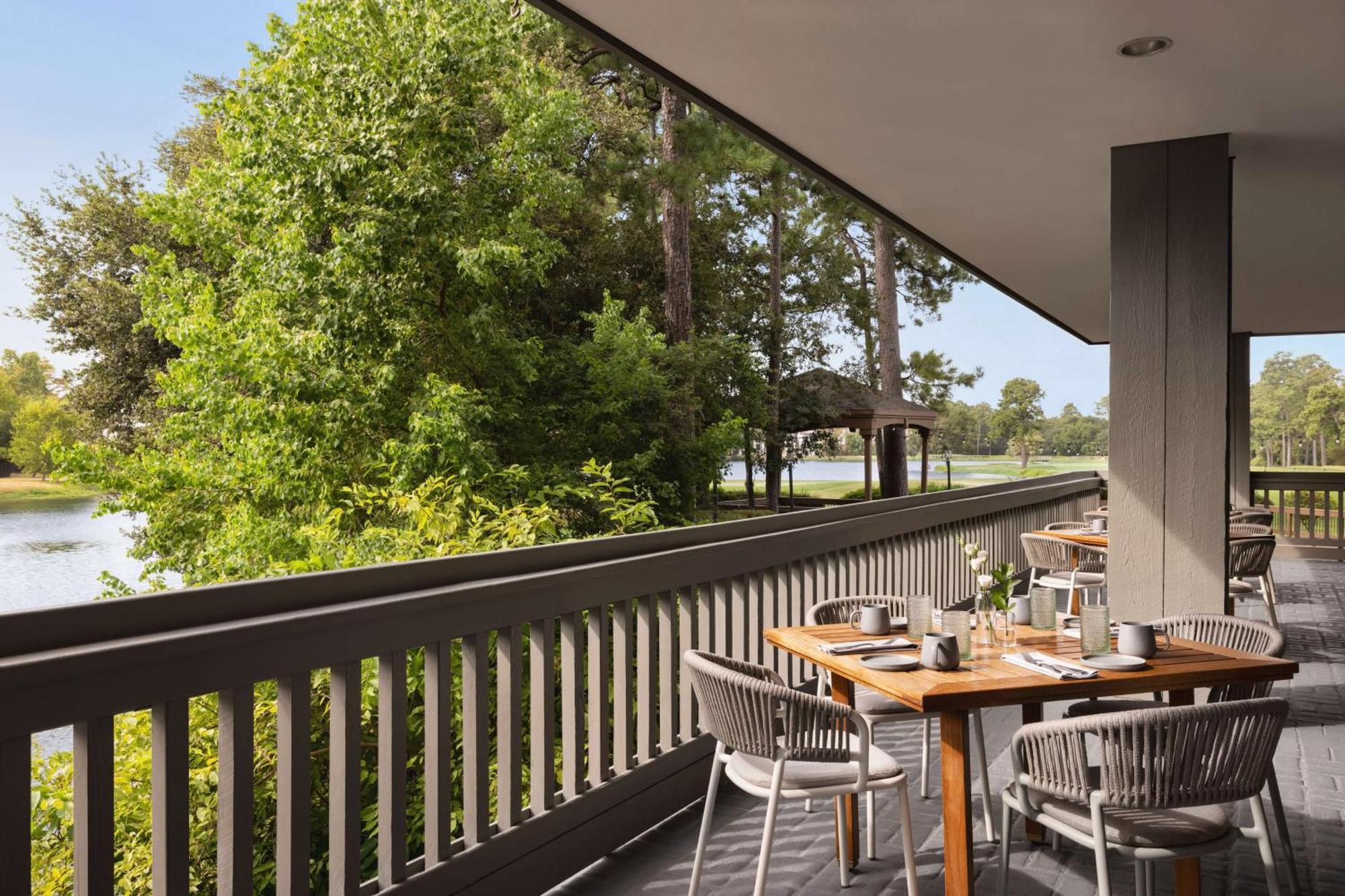 The Woodlands Resort, Curio Collection By Hilton Luaran gambar