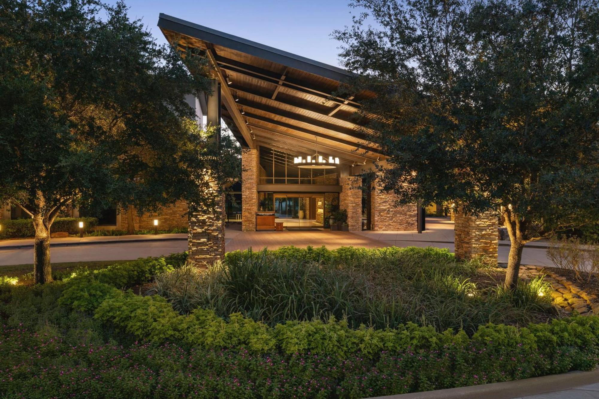 The Woodlands Resort, Curio Collection By Hilton Luaran gambar